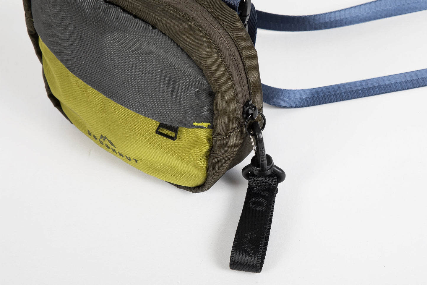 Potent Charcoal X Grassy Mini Messenger